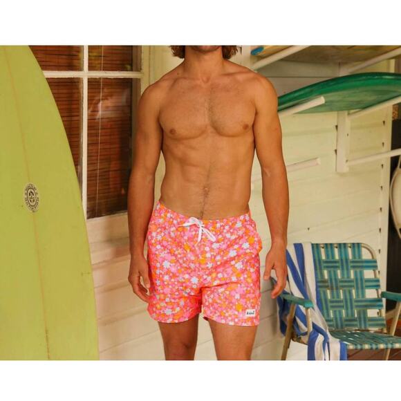 Kulani Kinis Other - Kulani Kinis Men's Swim Trunks in Dandelion Daze Size XS